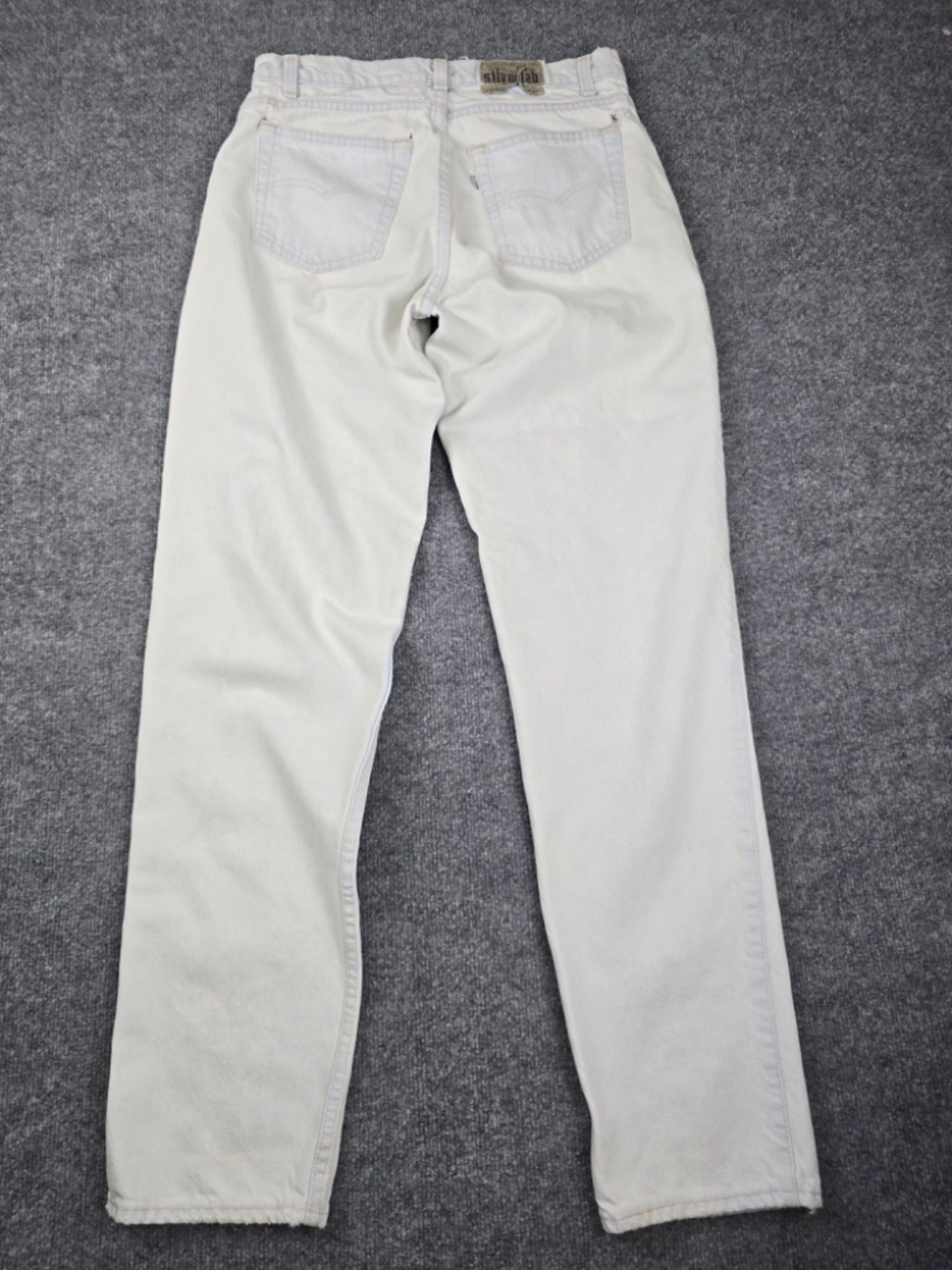 Vintage Levi’s SilverTab Relaxed Fit Jeans 32x34 Made in USA 1992 Light Wash - Picture 4 of 16